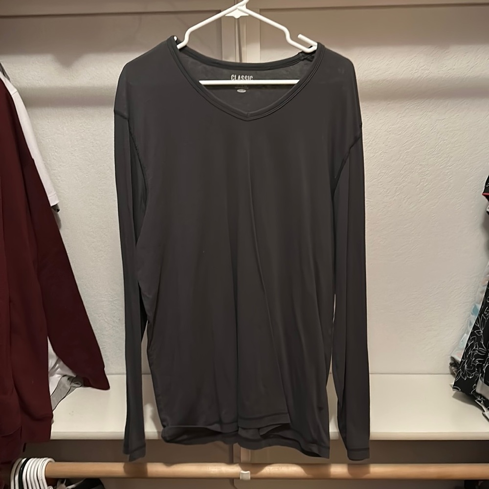 Old Navy "Claasic" Long-Sleeve T-Shirt. Size XL